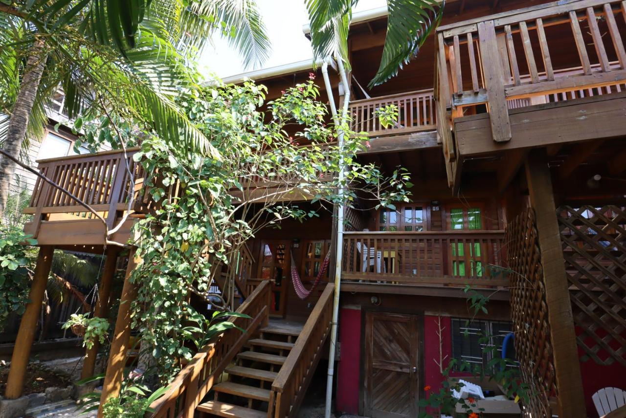 Seabreeze Inn West End Dış mekan fotoğraf
