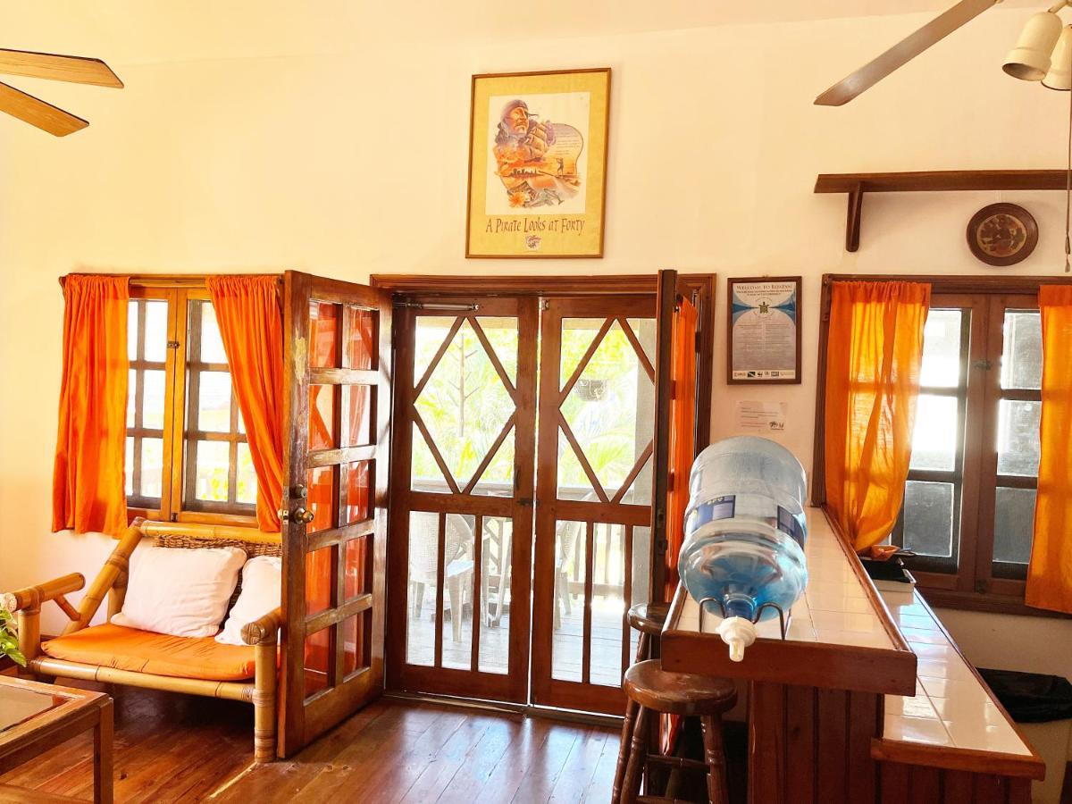 Seabreeze Inn West End Dış mekan fotoğraf