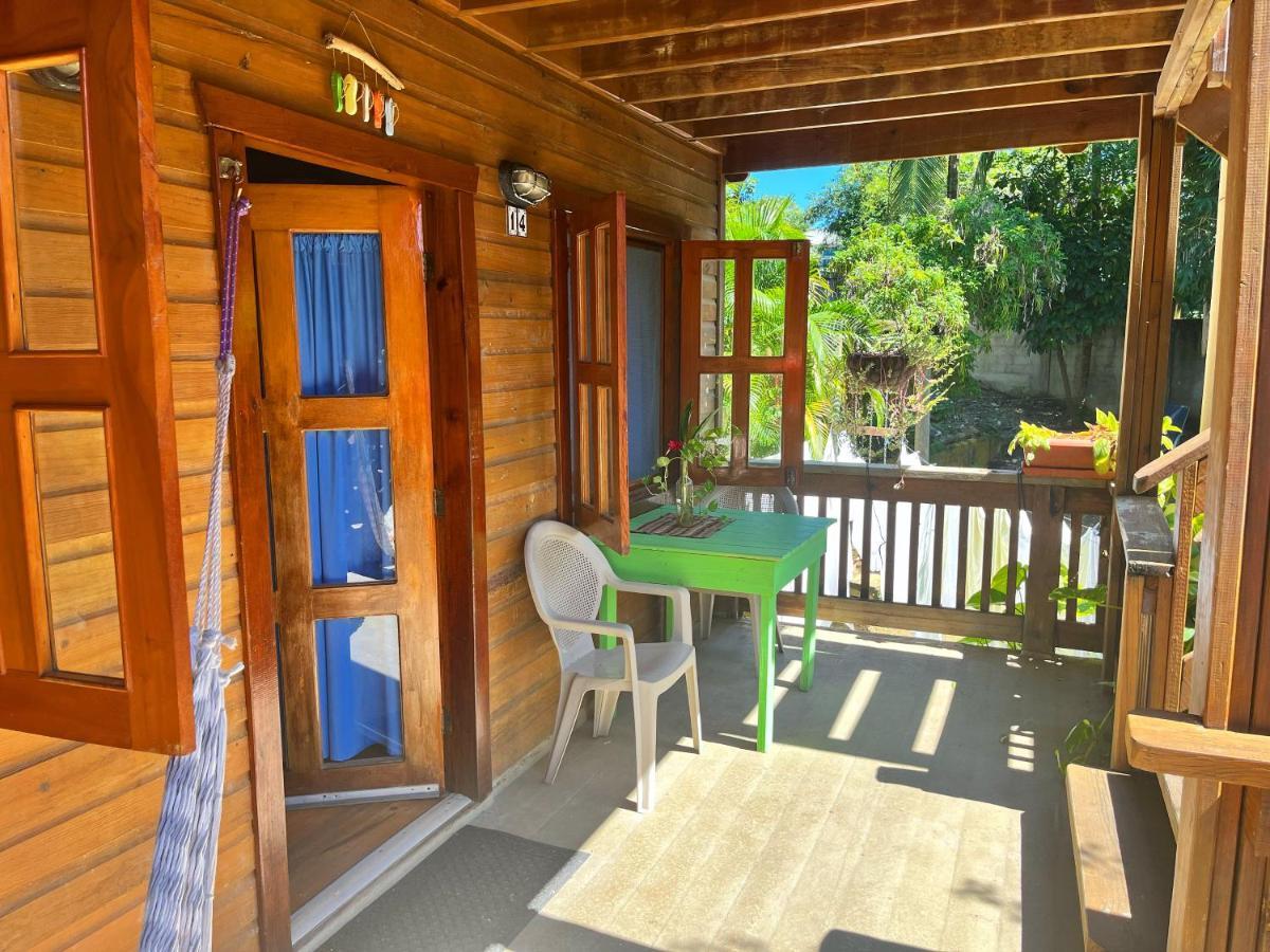 Seabreeze Inn West End Dış mekan fotoğraf