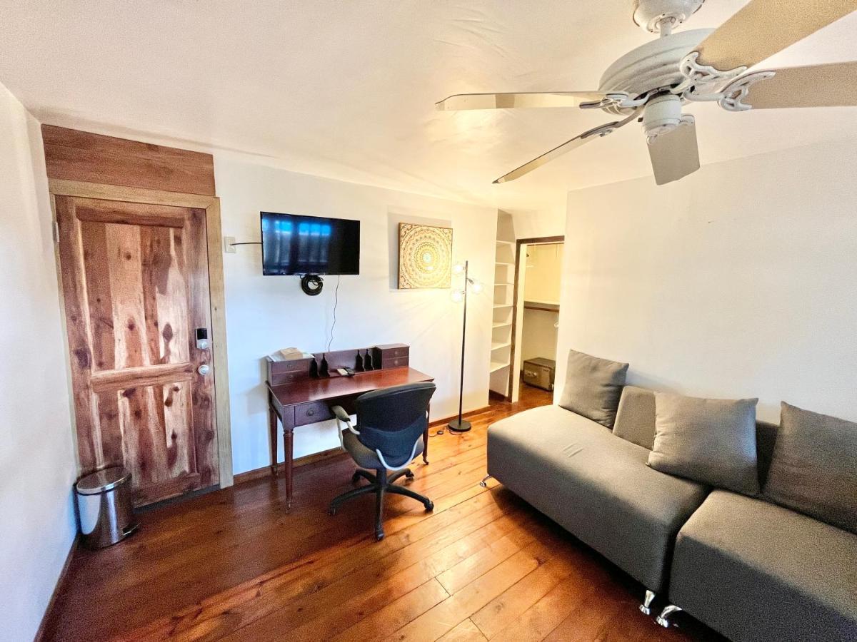 Seabreeze Inn West End Dış mekan fotoğraf
